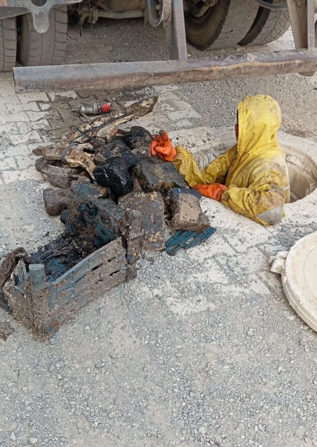 Hatay’da atık su ve yağmur suyu hatlarından çıkmayan kalmadı
