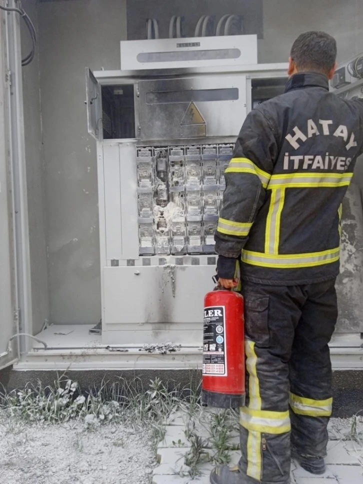 Hatay’da çıkan trafo yangınına itfaiye müdahale etti
