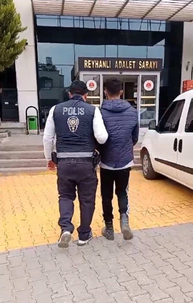 Hatay’da otomobil ve motosiklet hırsızları tutuklandı
