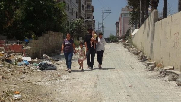 Hataylı depremzede aileye hırsız ve dolandırıcı şoku 