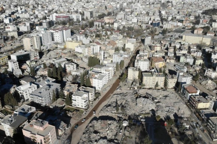 Havadan çekilen görüntüler Adıyaman’daki felaketin büyüklüğünü gözler önüne serdi