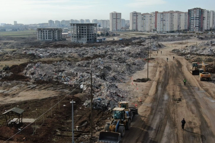 Hayaller enkaz altında kaldı