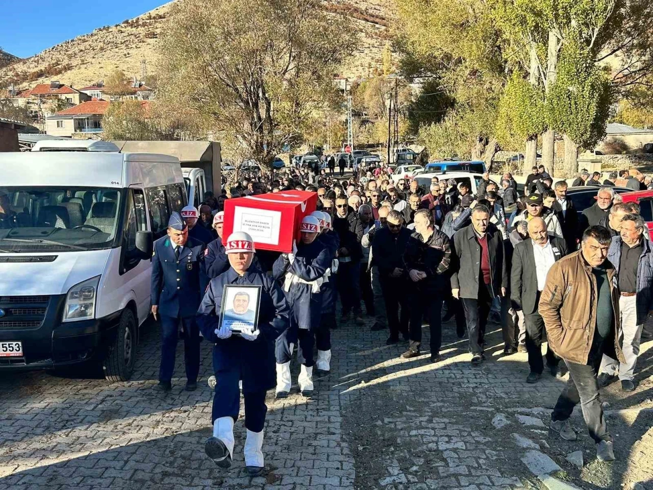 Hayatını kaybeden emekli astsubay son yolculuğuna uğurlandı
