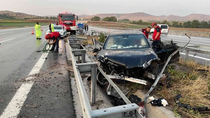 Hayırsever iş insanı ve eşi kazada hayatını kaybetti
