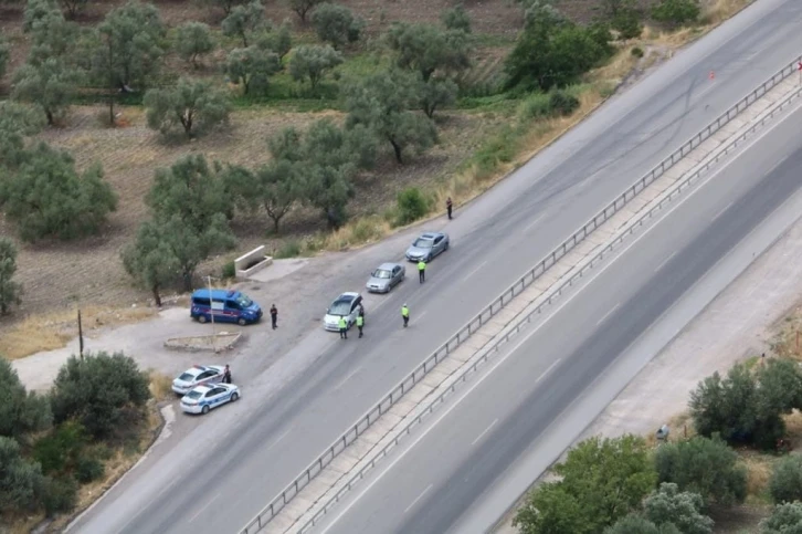 Helikopter destekli trafik denetiminde 7 araç trafikten men edildi
