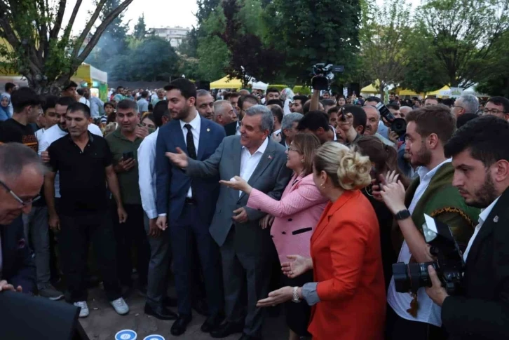 Hemşeri Dernekleri Festivali’ne Şanlıurfa damga vurdu
