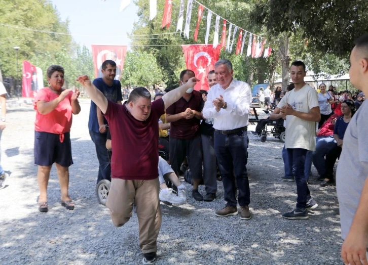 Honaz Belediyesi’nden engelsiz yaşam etkinliği
