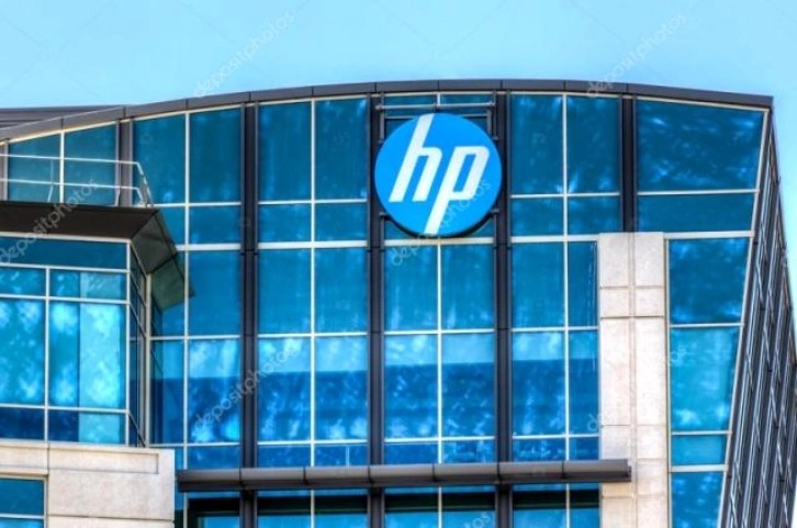 HP, Katlanabilir Bilgisayarları 2023 Yılında Piyasaya Sürecek!