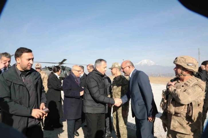 İçişleri Bakanı Yerlikaya: "Sınırlarımız kırmızı çizgimizdir"
