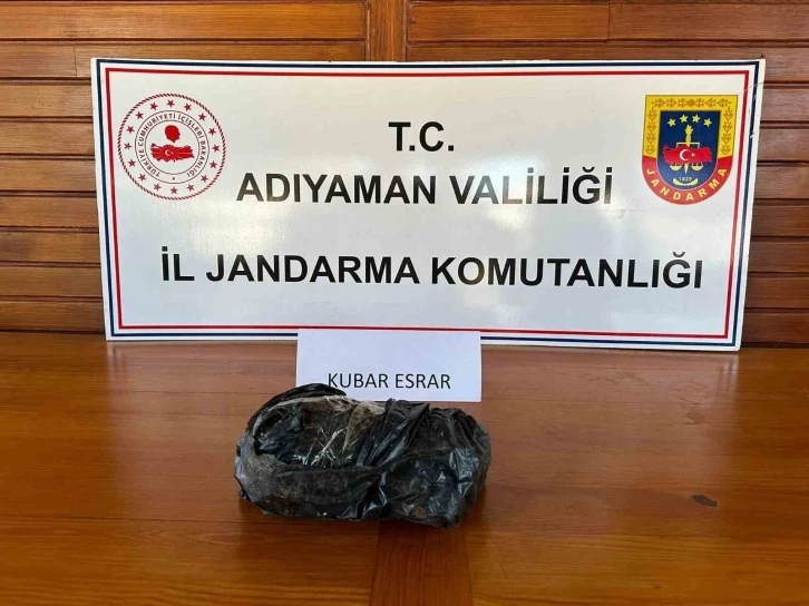 İkamete yapılan operasyonda esrar ele geçirildi
