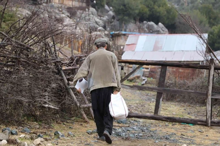 İki kırsal mahalledeki kuduz karantinası sürüyor
