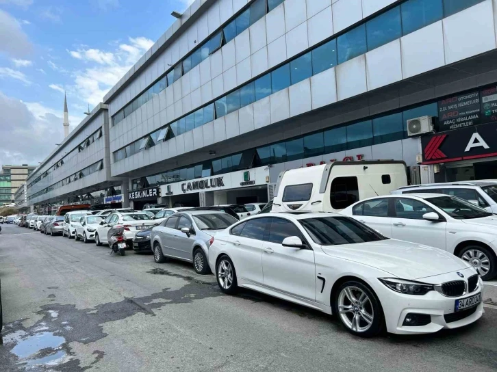 İkinci el otomobilde fiyatlar yokuş aşağı gidiyor
