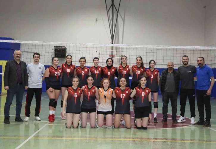 İl Özel İdarespor voleybol takımı galibiyete odaklandı
