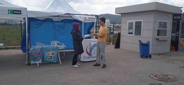 İl Sağlık Müdürlüğü vatandaşları her alanda bilgilendiriyor
