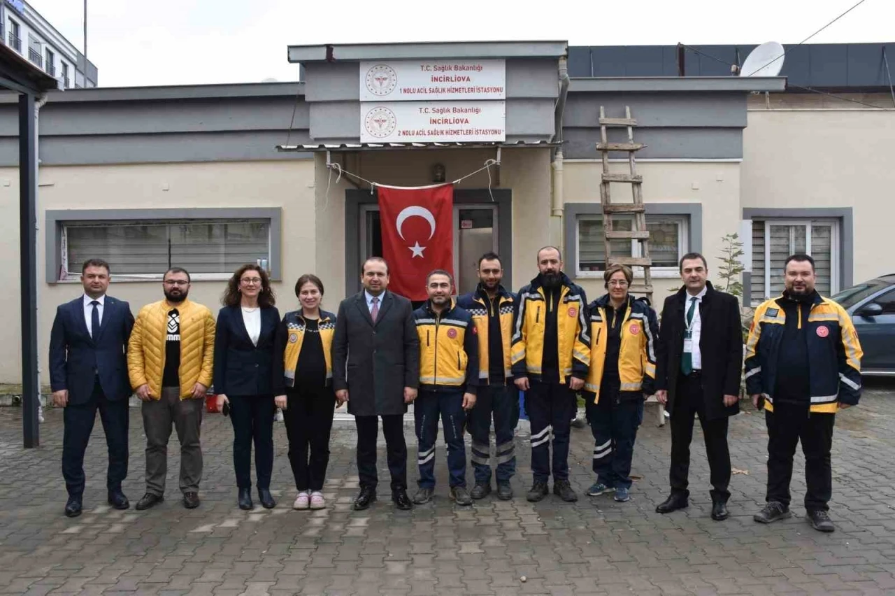 İl Sağlık Müdürü Şenkul acil sağlık hizmetleri personeli ile bir araya geldi
