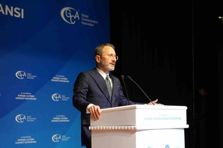 İletişim Başkanı Fahrettin Altun: "Hakikat krizi derinleşiyor"
