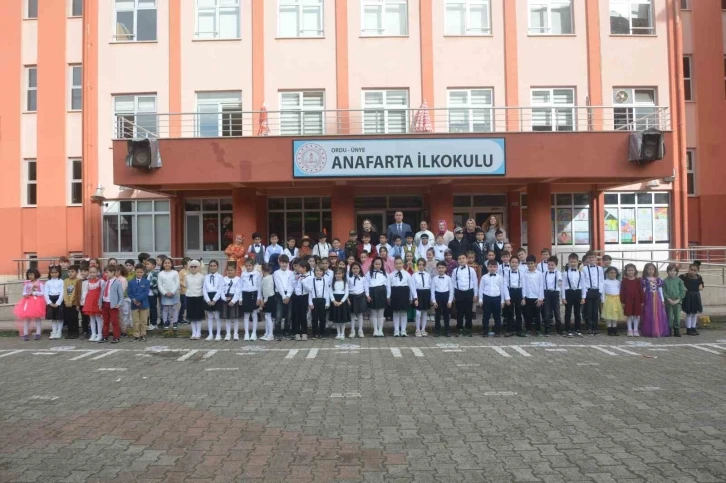 İlkokul öğrencileri, Filistinli çocuklar için etkinlik düzenledi
