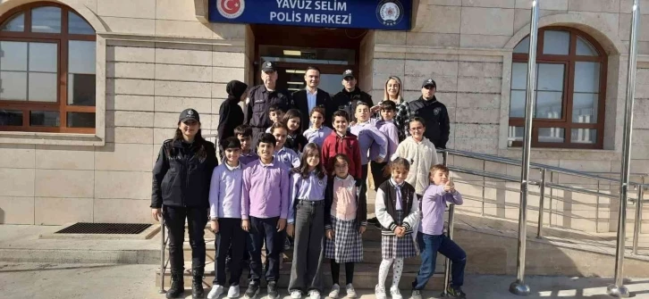 İlkokul öğrencileri polis merkezinde ağırlandı
