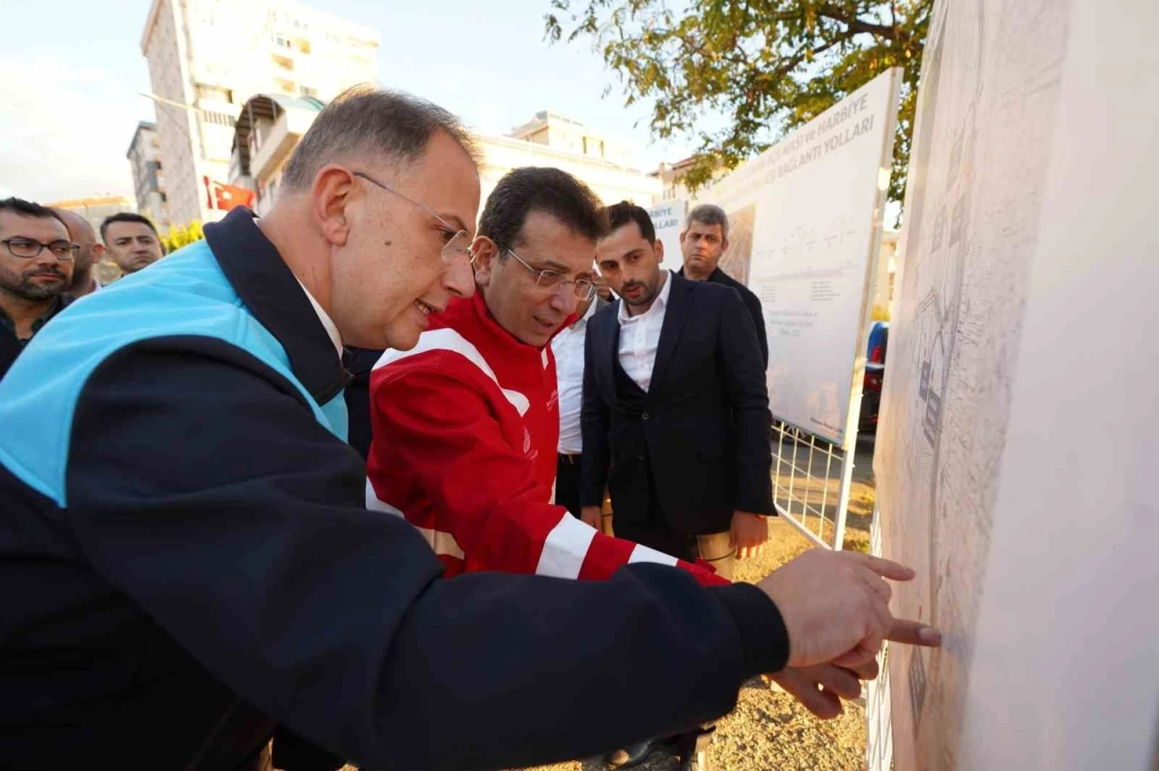 İmamoğlu ve Çalık, Beylikdüzü’nde incelemelerde bulundu
