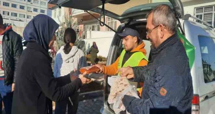 İMKANDER, depremzedeleri yalnız bırakmadı