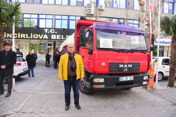 İncirliova Belediyesi depremzedelerin yanında
