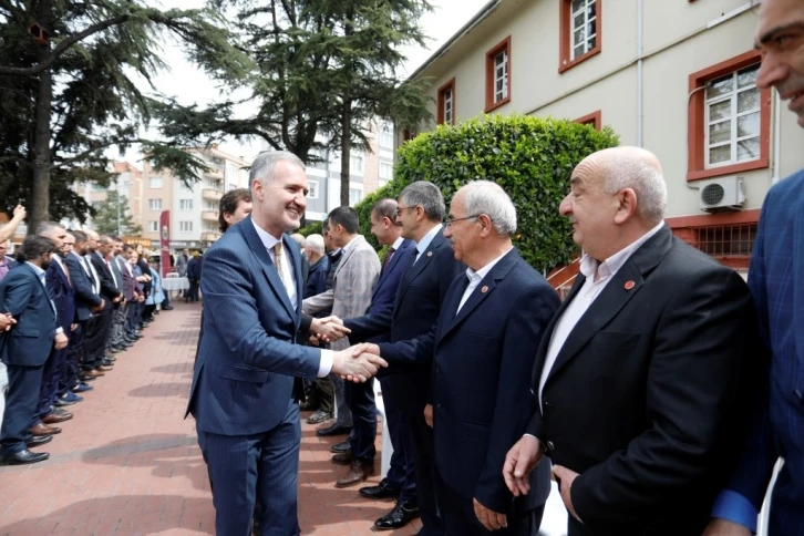 İnegöl protokolü bayramlaşma töreninde bir araya geldi
