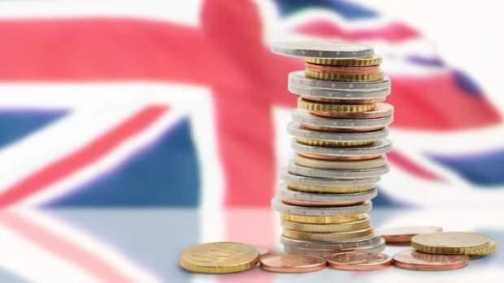 İngiliz ekonomisi yılın üçüncü çeyreğinde 0,2 daraldı