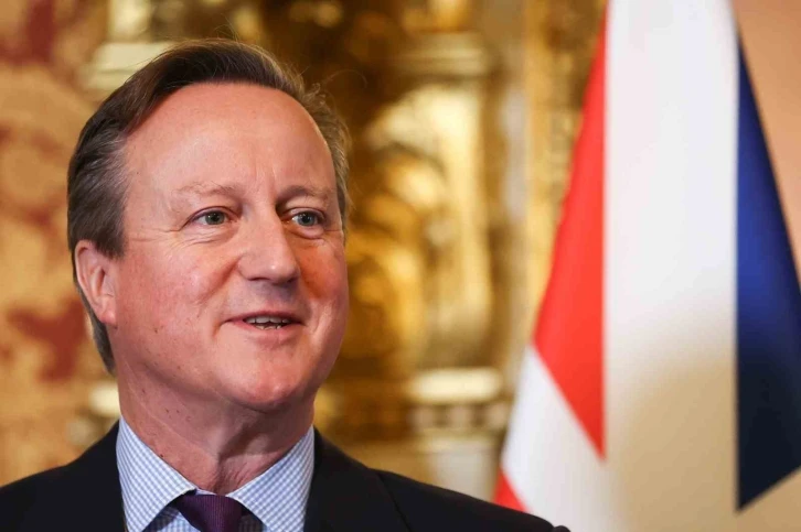 İngiltere Dışişleri Bakanı Cameron: “Husilere operasyon düzenlemekten başka seçeneğimiz yoktu”
