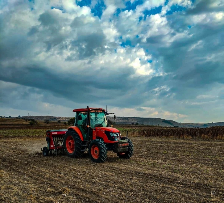 İnönü’de yüzde 75 hibeli kanola tohumları toprakla buluştu
