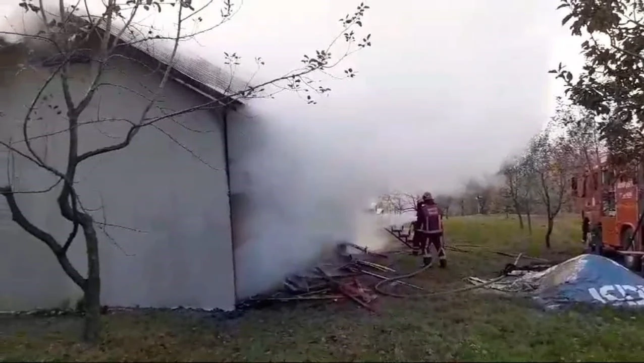 İnşaat halindeki bungalovda yangın
