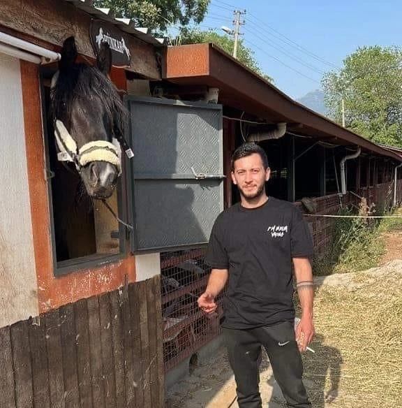 İnşaattan düşen işçi hayatını kaybetti
