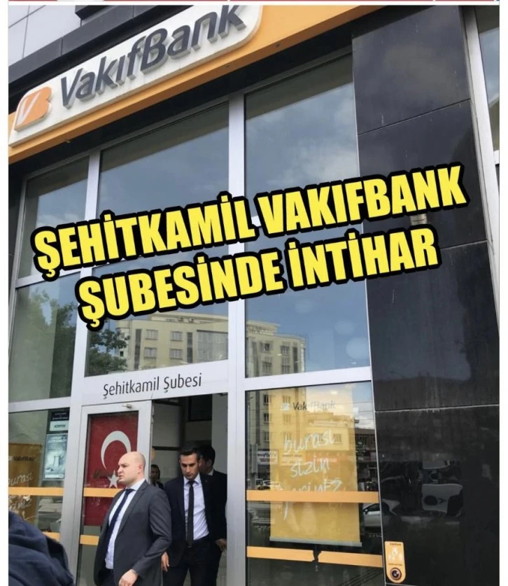 İntihar ederek hayatına son verdi.