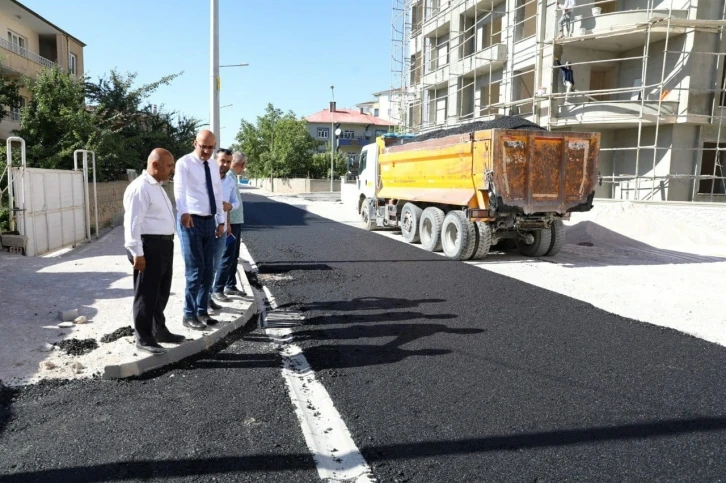 İpekyolu Belediyesi’nden yoğun asfalt mesaisi
