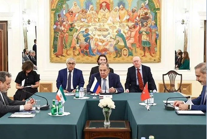 İran, Rusya ve Türkiye Dışişleri Bakanları Astana’da Suriye Konulu Toplantı Gerçekleştirdi