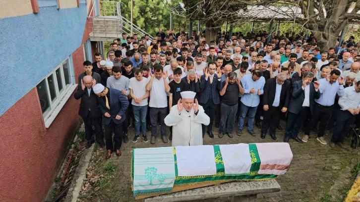 İş kazasında ölen madenci toprağa verildi
