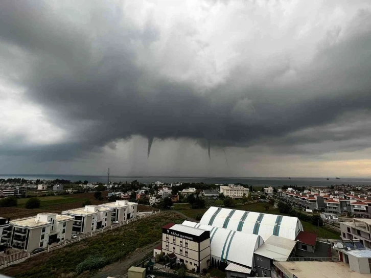 İskenderun Körfezi’nde 3 hortum oluştu
