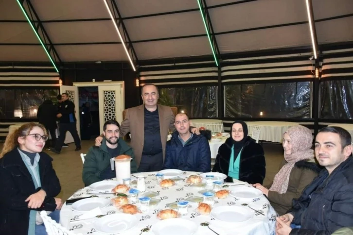 İskilip Belediyesi’nden öğretmenlere yemek
