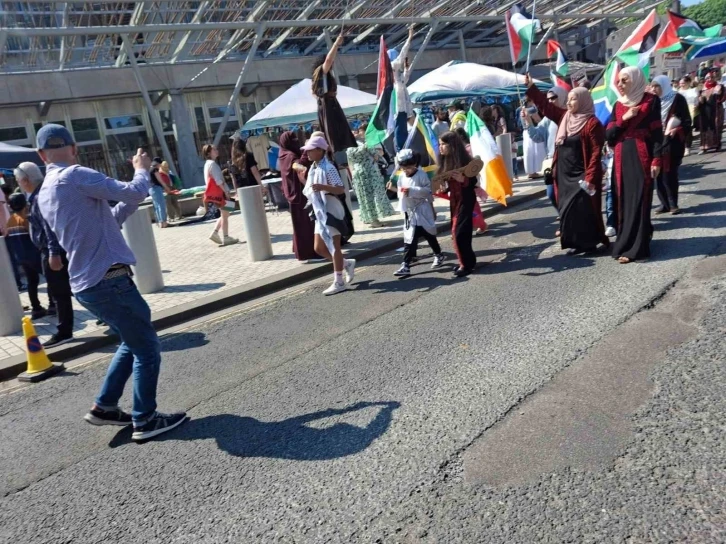 İskoçya’da Filistin’e destek sürüyor: "Barış sağlanana kadar meydanlardayız"
