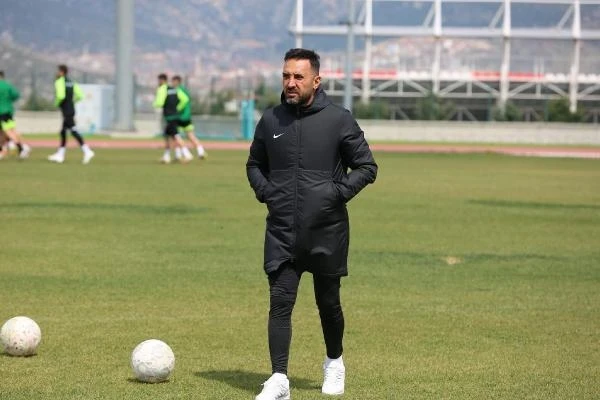 Isparta 32 Spor'da hoca değişikliği