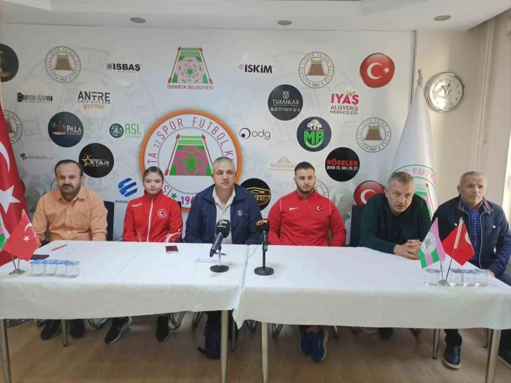 Isparta 32 Spor, güreşçilere sahip çıktı
