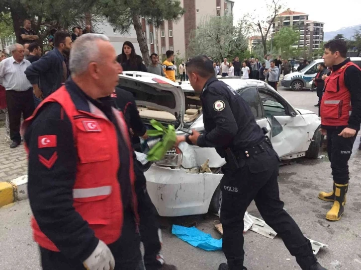 Isparta’da trafik kazası: 2 yaralı
