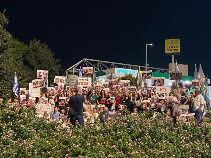 İsrail’de esir protestoları sürüyor
