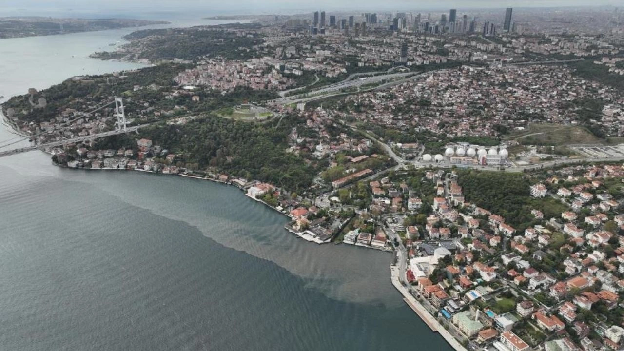 İstanbul Boğazı'na lağım akıyor!