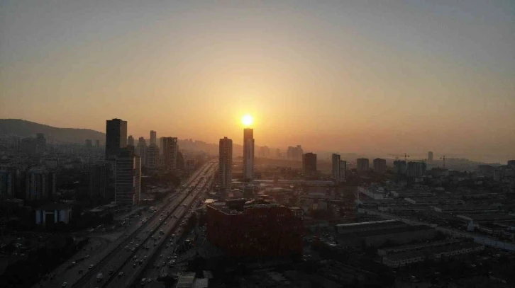 İstanbul’da gün doğumu manzarası mest etti
