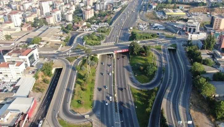 İstanbul’da Kurban Bayramı’nın ilk gününde yollar boş kaldı
