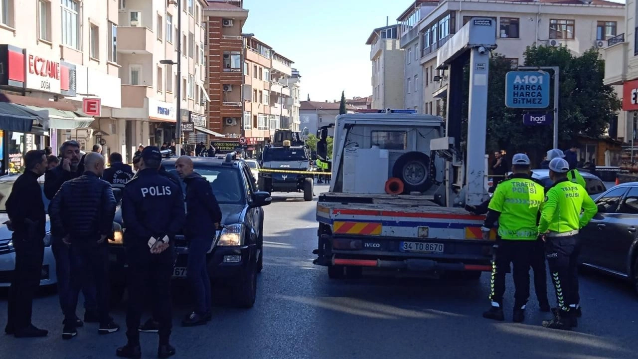 İstanbul'da polise çekiçli saldırı! Etkisiz hale getirildi