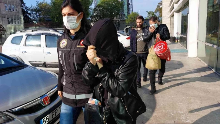 İstanbul’dan kargo ile gönderilen uyuşturucuyu teslim alan 2 kişi tutuklandı
