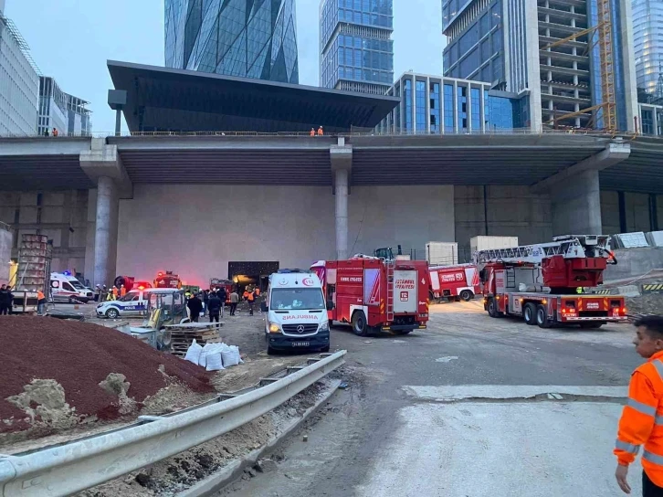 İstanbul Finans Merkezi’nde yangın: 3 kişi dumandan etkilendi
