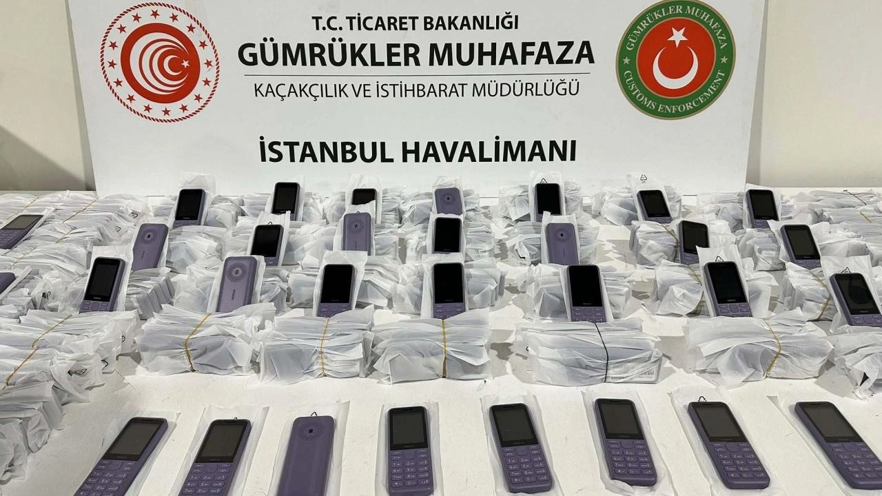 İstanbul Havalimanı'nda kaçakçıların etiket oyununu gümrük ekipleri bozdu