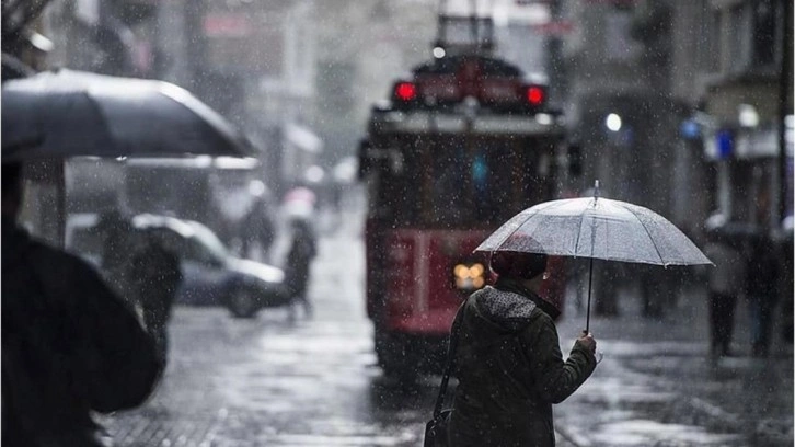 İstanbul için peş peşe uyarılar! Oraj soğukları geliyor